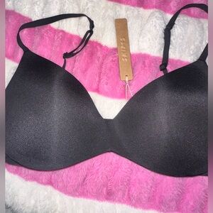 Skims Wireless Form Push-Up Plunge Bra Black - NWT 34C
